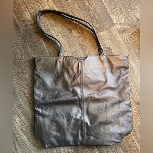 Wilsons Leather Metallic Tote Bag